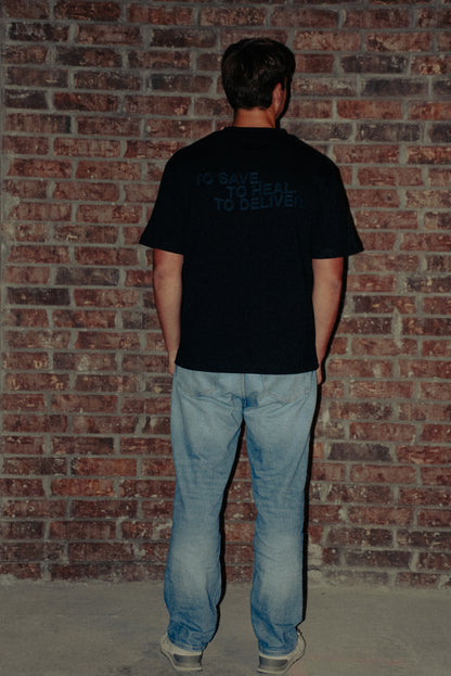 BLACK "SOZO" TEE